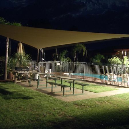 Hume Country Motor Inn Albury Exterior photo