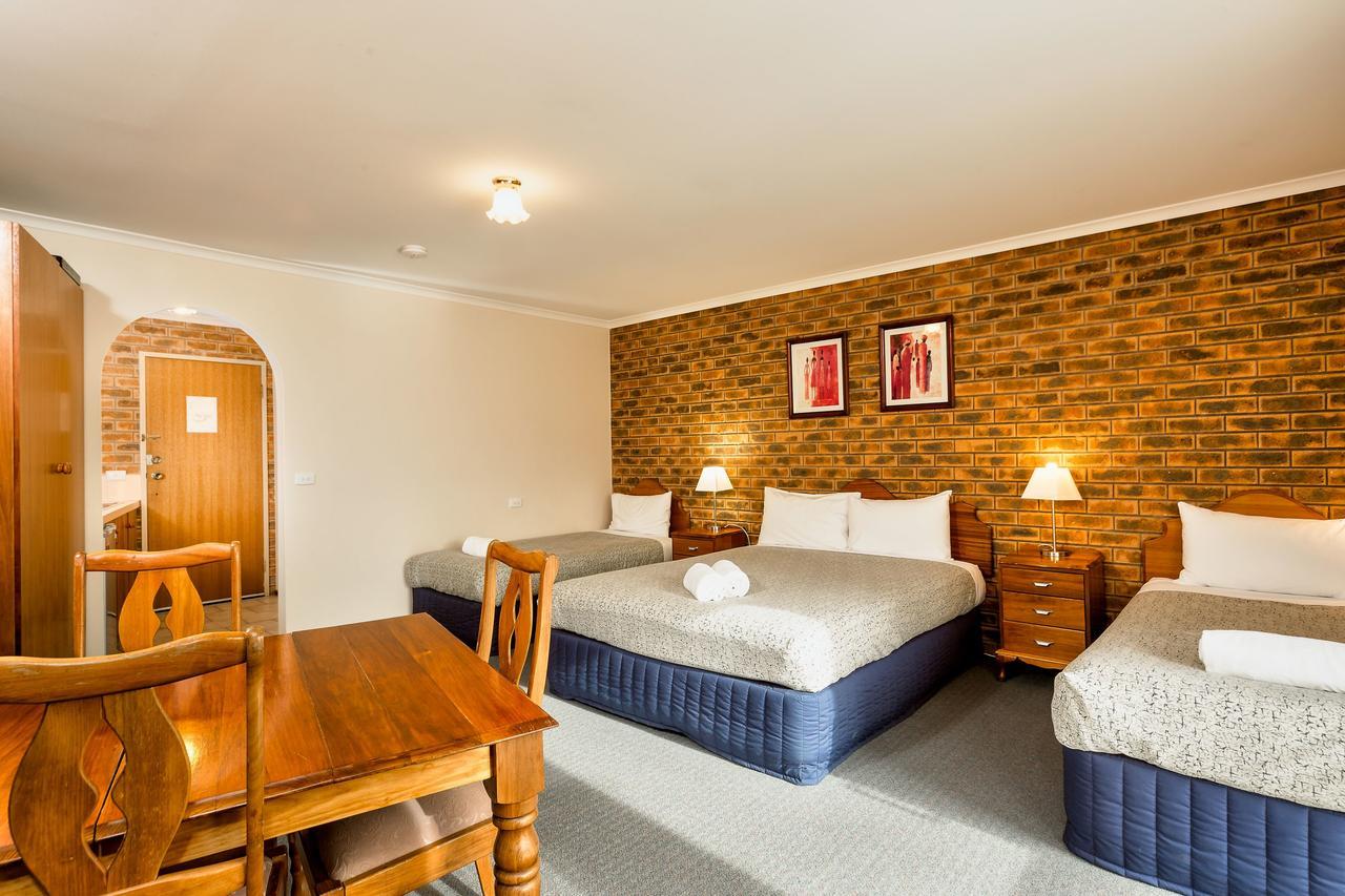 Hume Country Motor Inn Albury Exterior photo