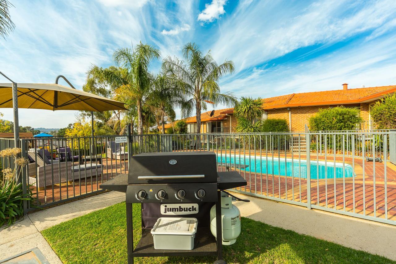 Hume Country Motor Inn Albury Exterior photo