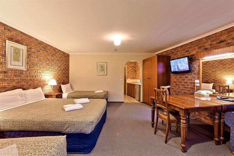 Hume Country Motor Inn Albury Exterior photo