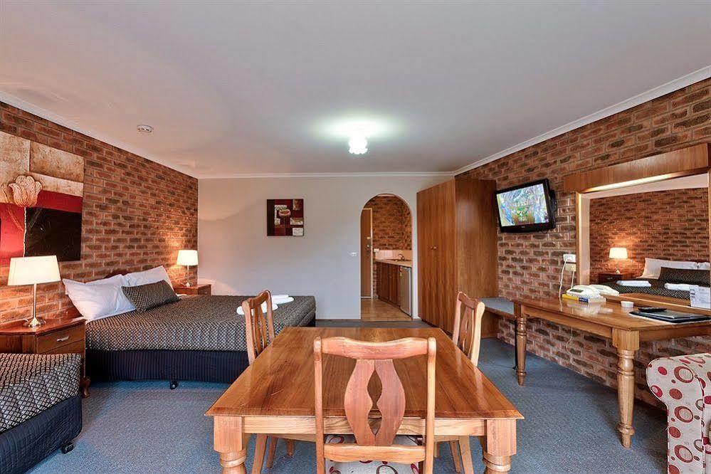 Hume Country Motor Inn Albury Exterior photo